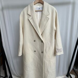 Elegant Cream Double-Breasted Coat
